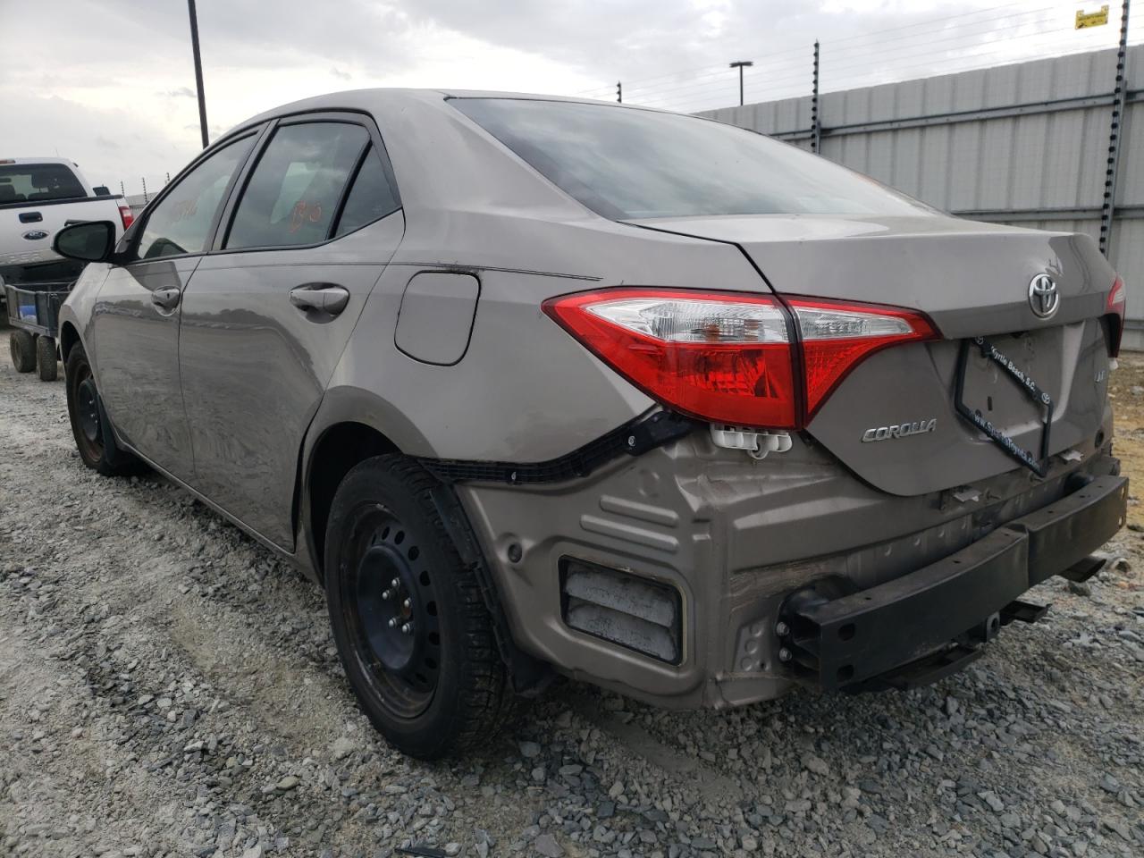 Photo 3 from auction – 2015 TOYOTA COROLLA LE with VIN 2T1BURHE6FC251556