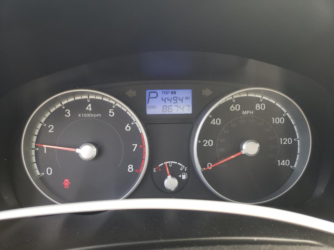 Photo 8 from auction – 2011 HYUNDAI ACCENT GLS with VIN KMHCN4ACXBU619002