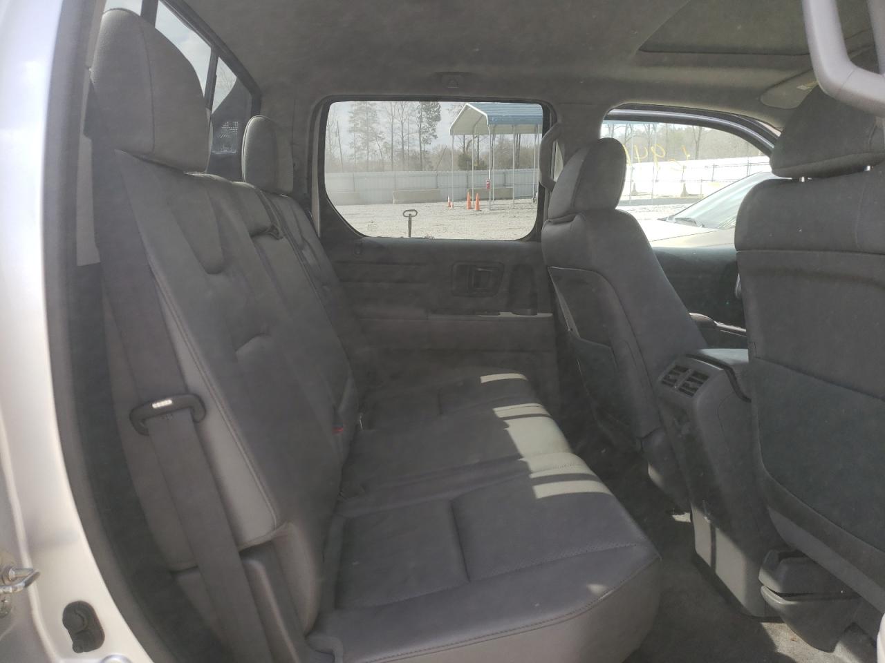 Photo 6 from auction – 2012 HONDA RIDGELINE with VIN 5FPYK1F55CB461195