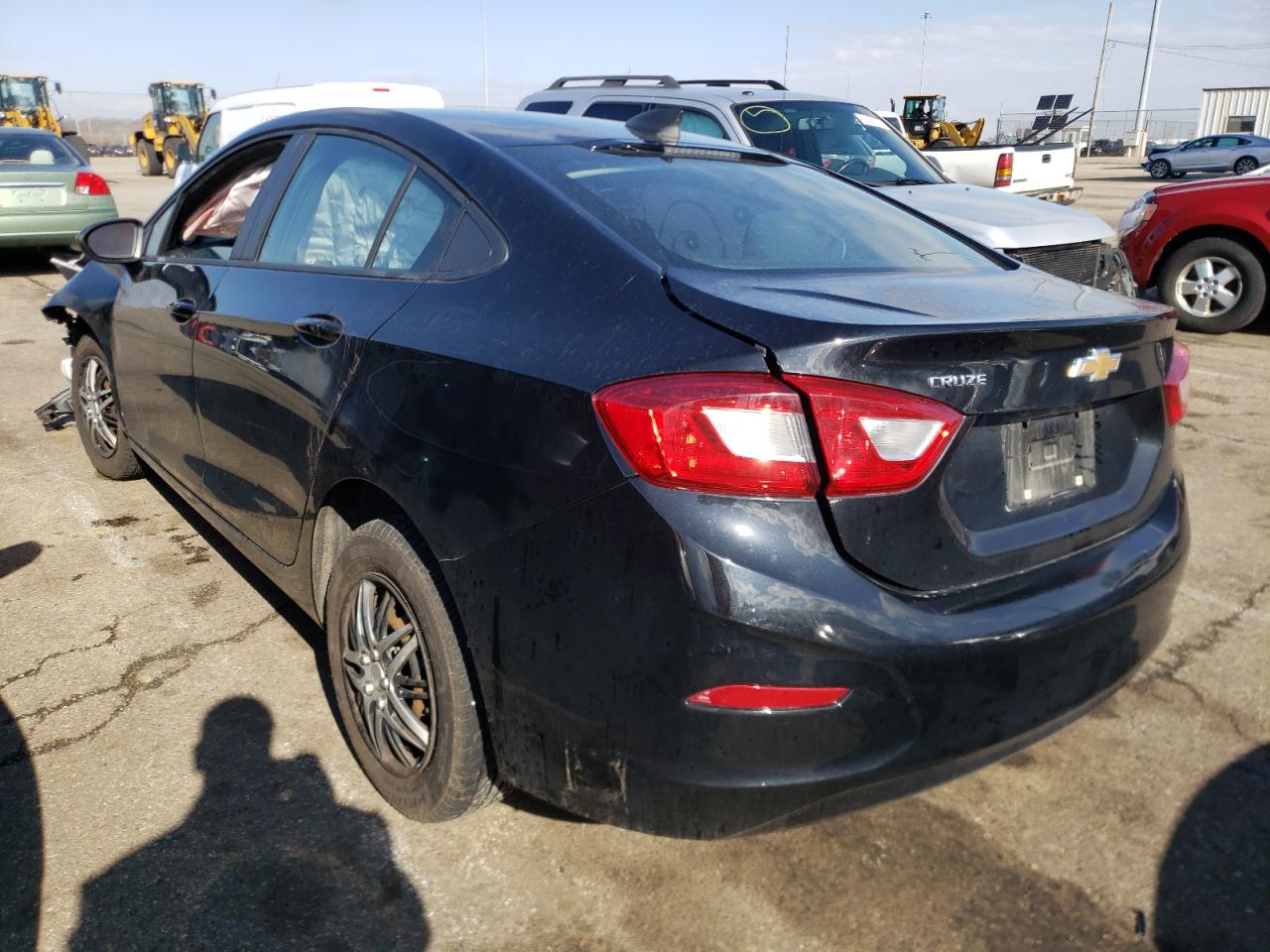 Photo 3 from auction – 2018 CHEVROLET CRUZE LS with VIN 1G1BC5SM3J7103752