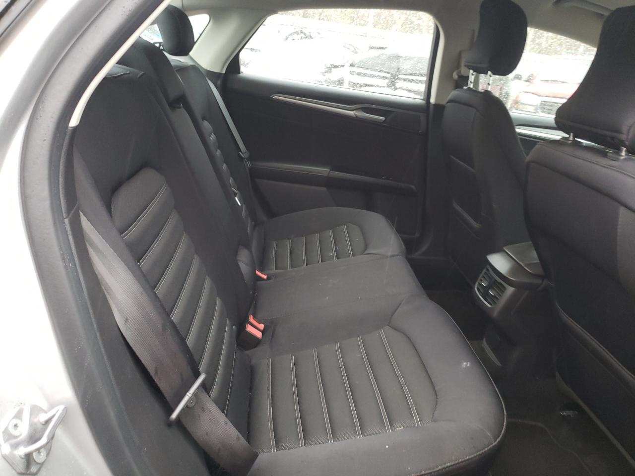 Photo 6 from auction – 2015 FORD FUSION SE with VIN 1FA6P0H75F5125830