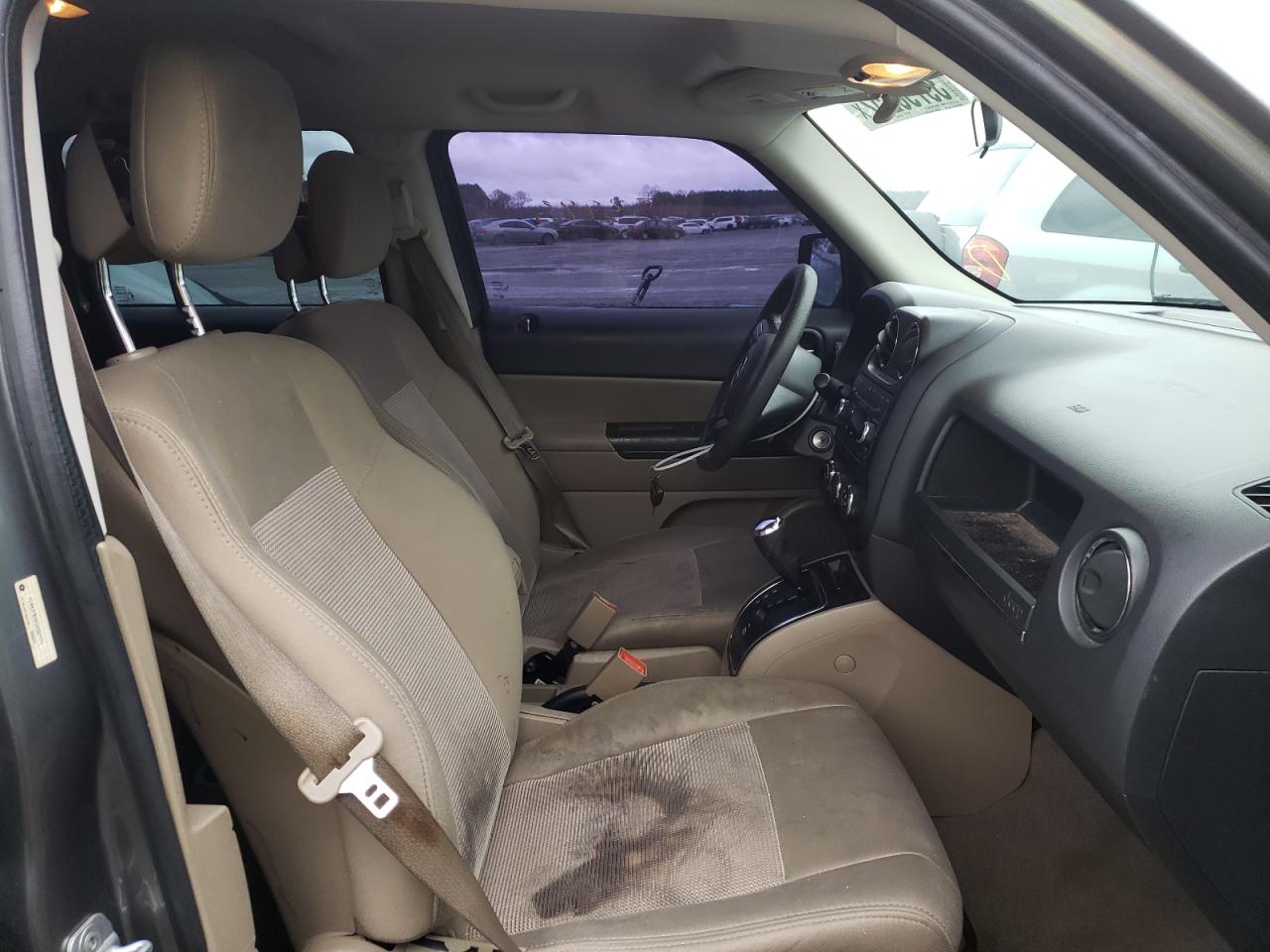 Photo 5 from auction – 2012 JEEP PATRIOT SP with VIN 1C4NJPBA6CD557171