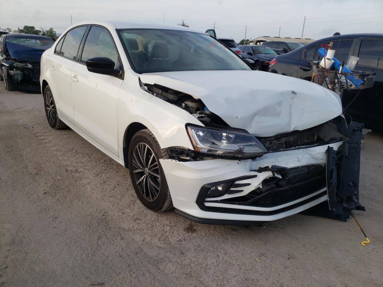 Photo 1 from auction – 2018 VOLKSWAGEN JETTA SE with VIN 3VWDB7AJ4JM224587