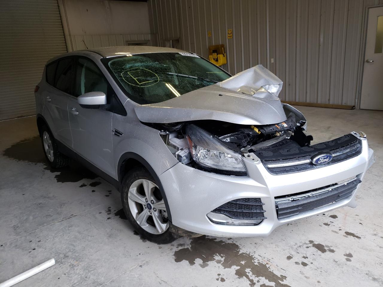 FORD ESCAPE SE 2016 with VIN 1FMCU9GX9GUB93725 - Photo from auction