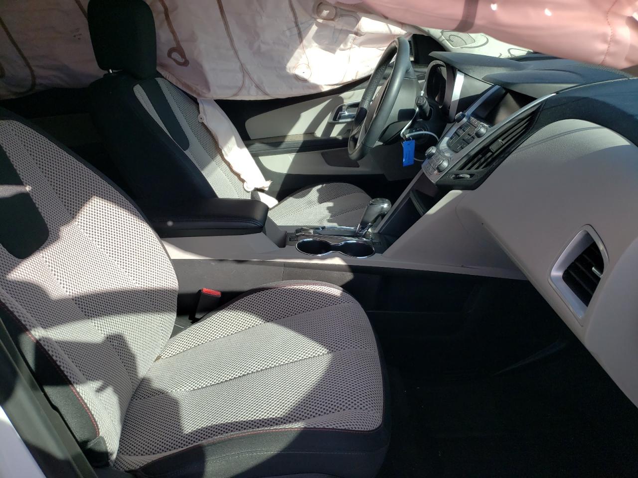 Photo 5 from auction – 2016 CHEVROLET EQUINOX with VIN 2GNALCEK2G6291505
