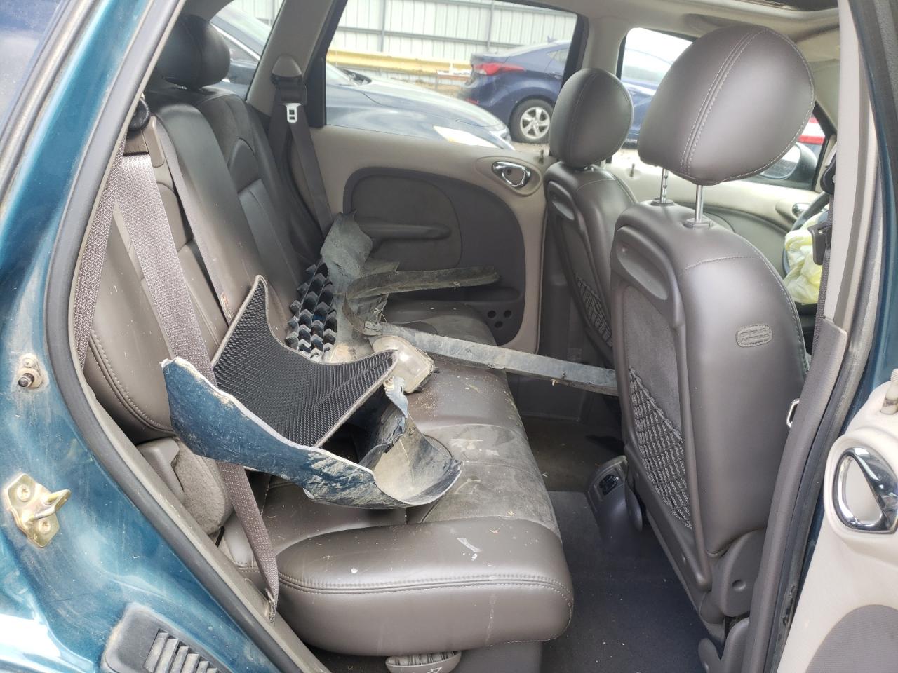 Photo 6 from auction – 2001 CHRYSLER PT CRUISER with VIN 3C8FY4BB61T653251