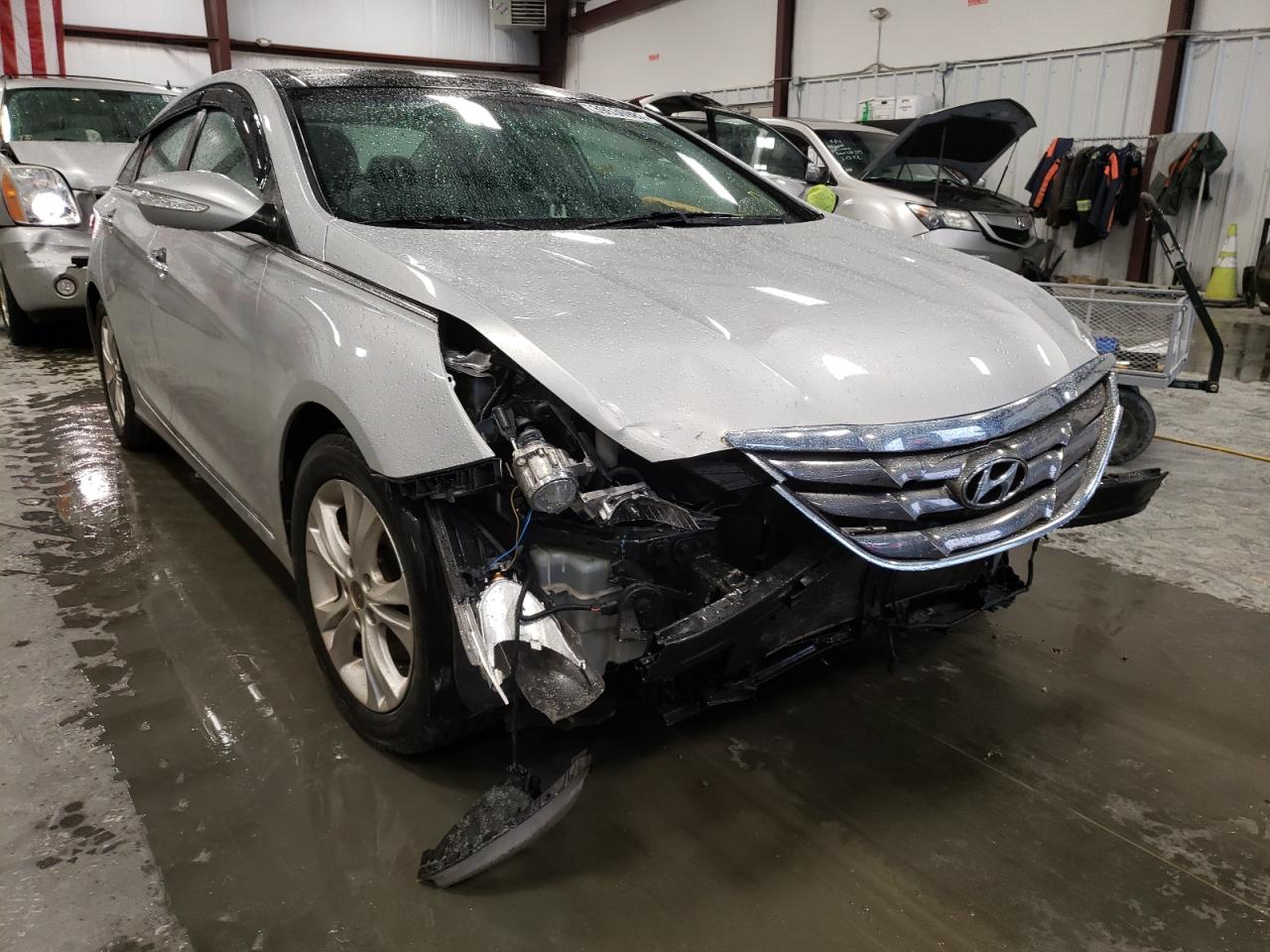 HYUNDAI SONATA SE 2013 with VIN 5NPEC4AC1DH699497 - Photo from auction