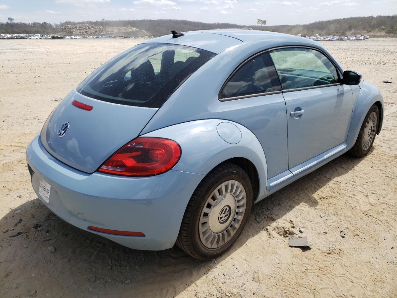 Photo 4 from auction – 2012 VOLKSWAGEN BEETLE with VIN 3VWJP7AT1CM604124