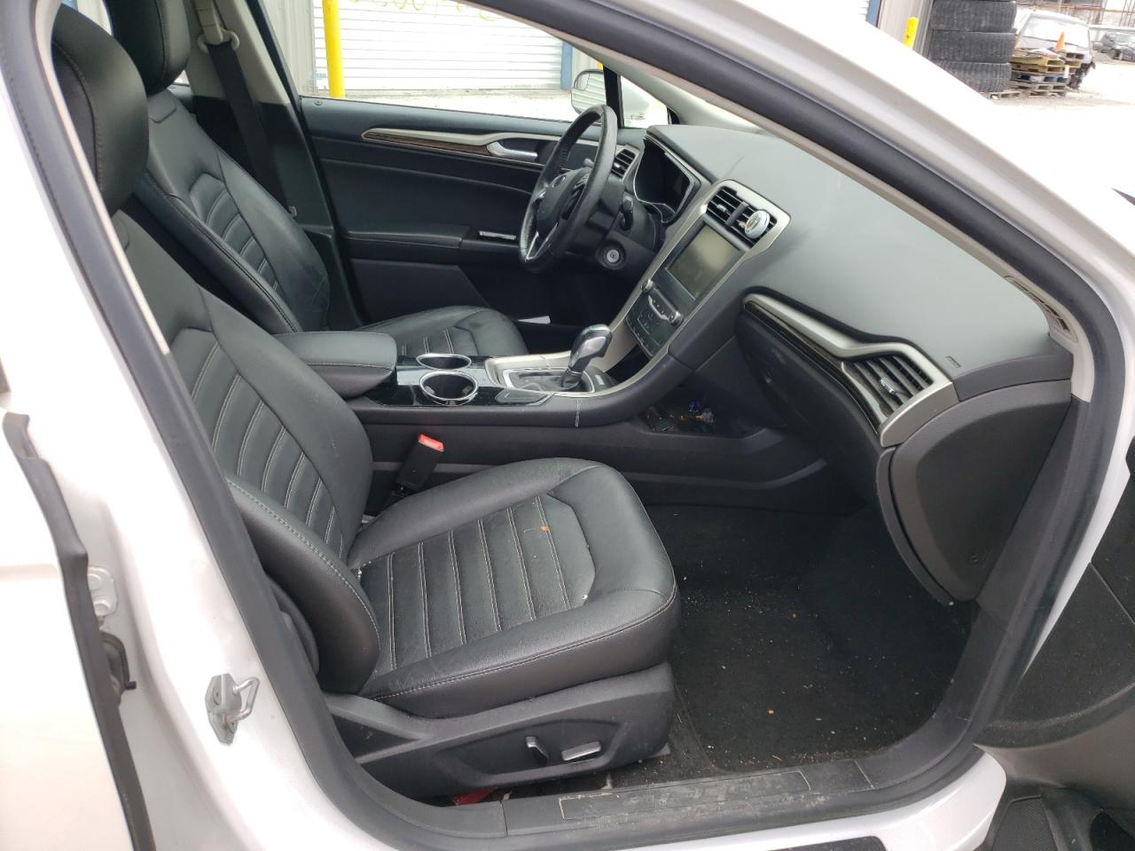 Photo 5 from auction – 2014 FORD FUSION SE with VIN 3FA6P0HD8ER117688