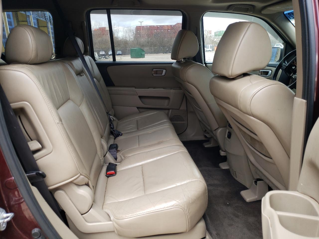 Photo 6 from auction – 2011 HONDA PILOT EXL with VIN 5FNYF4H53BB030574