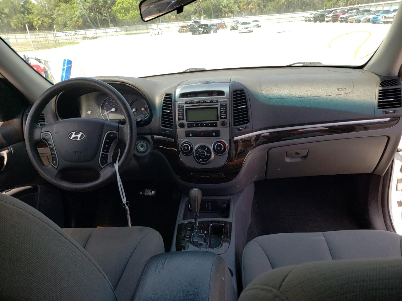 Photo 9 from auction – 2010 HYUNDAI SANTA FE G with VIN 5NMSG3ABXAH351960