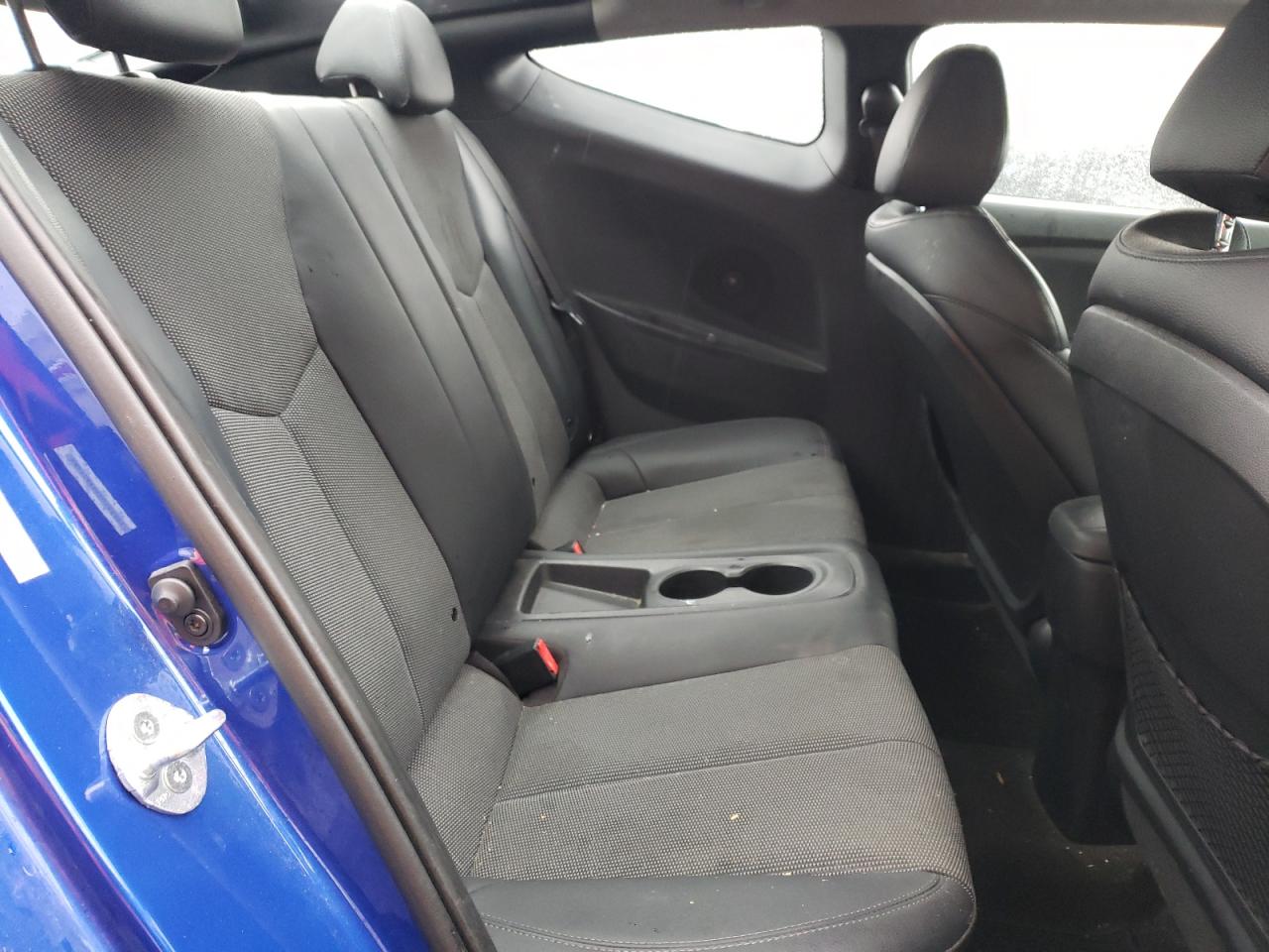 Photo 6 from auction – 2013 HYUNDAI VELOSTER with VIN KMHTC6AD6DU165327