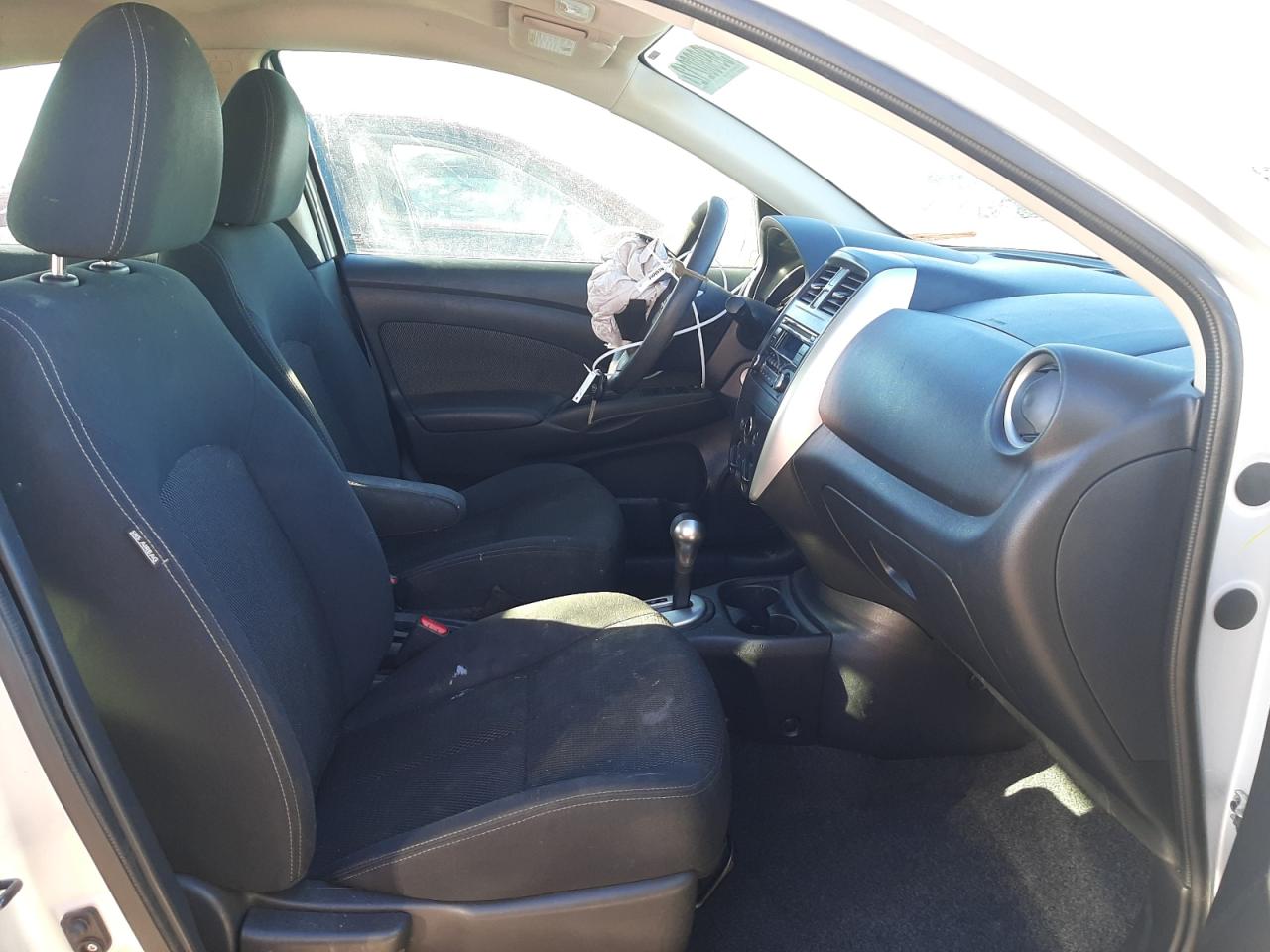 Photo 5 from auction – 2016 NISSAN VERSA S with VIN 3N1CN7AP2GL841711