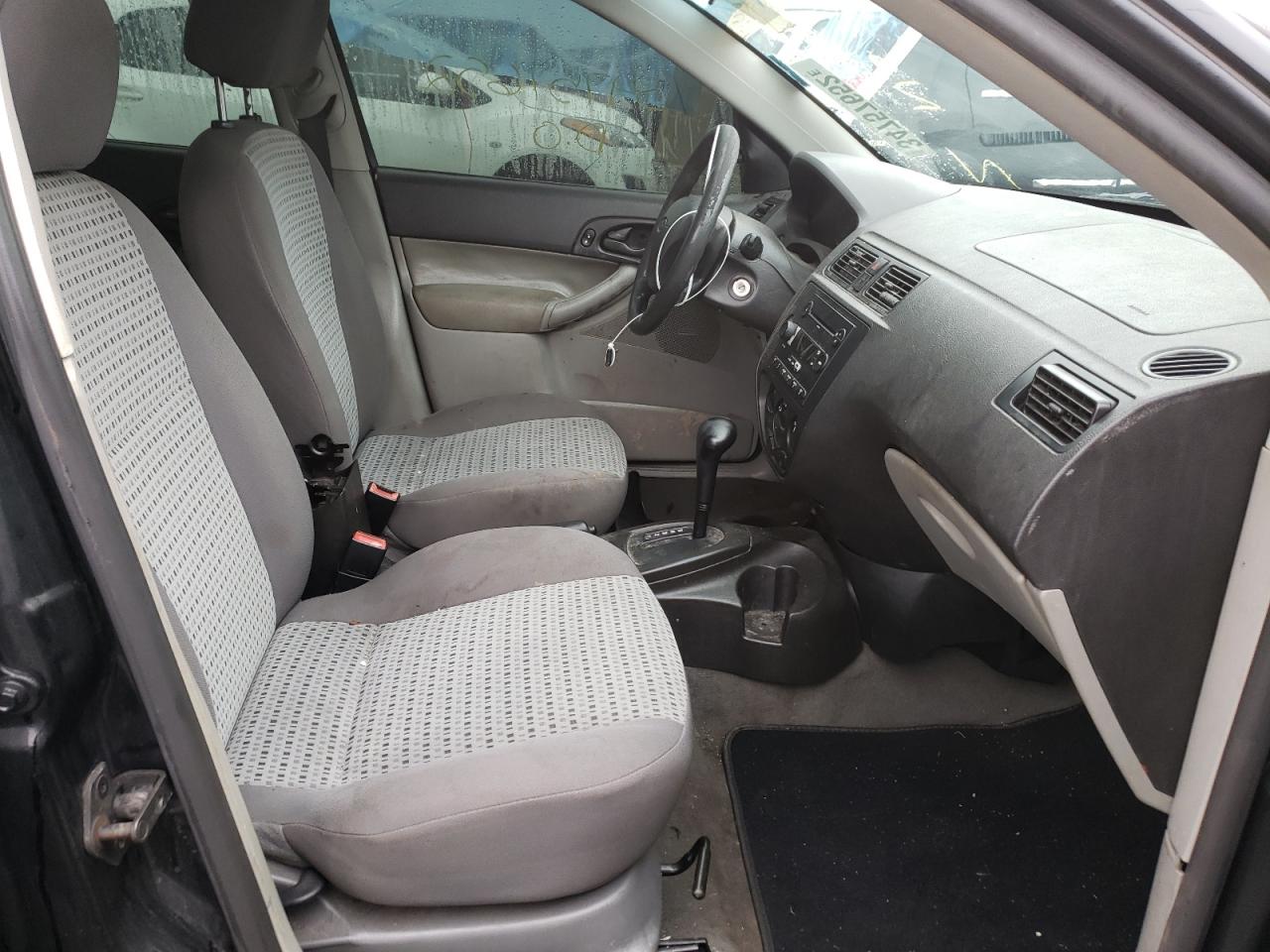 Photo 5 from auction – 2007 FORD FOCUS ZX4 with VIN 1FAFP34N67W175282
