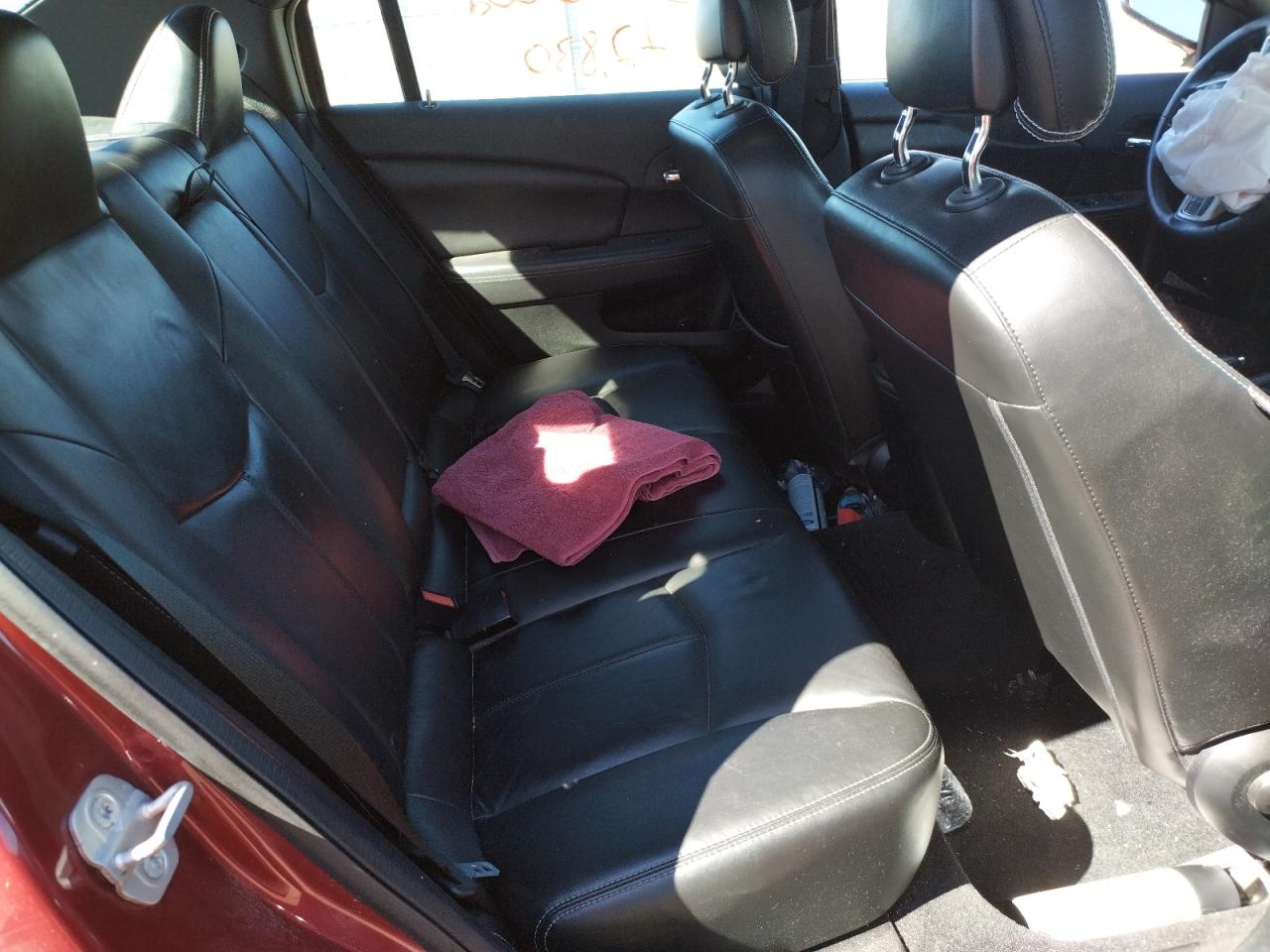 Photo 6 from auction – 2013 CHRYSLER 200 LIMITE with VIN 1C3CCBCG5DN526064