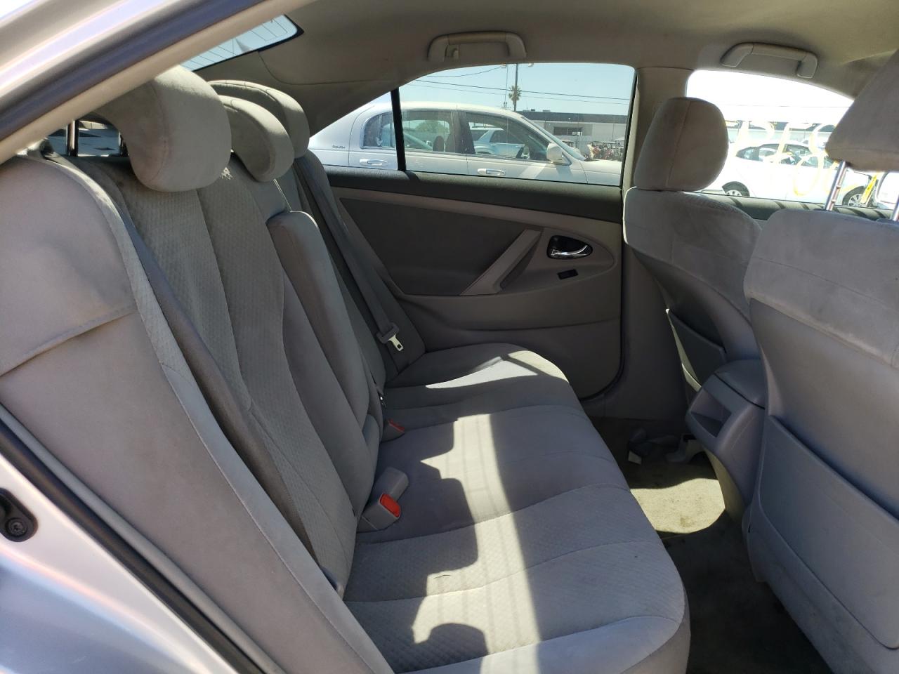 Photo 6 from auction – 2007 TOYOTA CAMRY CE with VIN 4T1BE46K97U150360