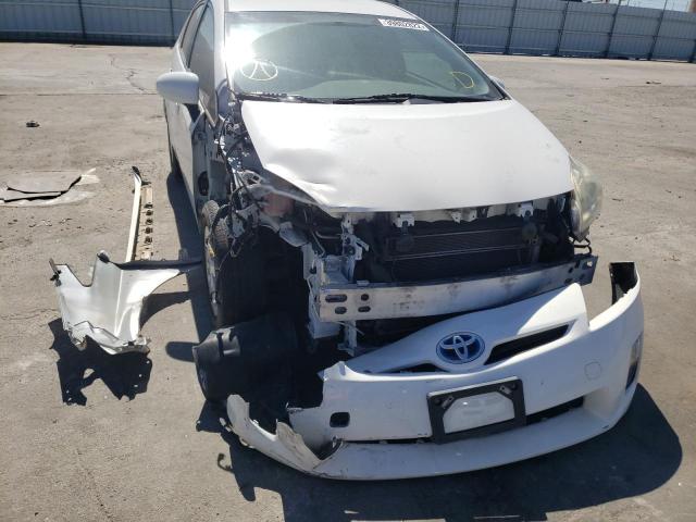 Photo 9 from auction – 2011 TOYOTA PRIUS with VIN JTDKN3DUXB1457632