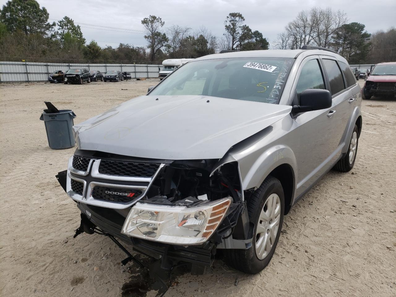 Photo 2 from auction – 2019 DODGE JOURNEY SE with VIN 3C4PDCAB3KT758070