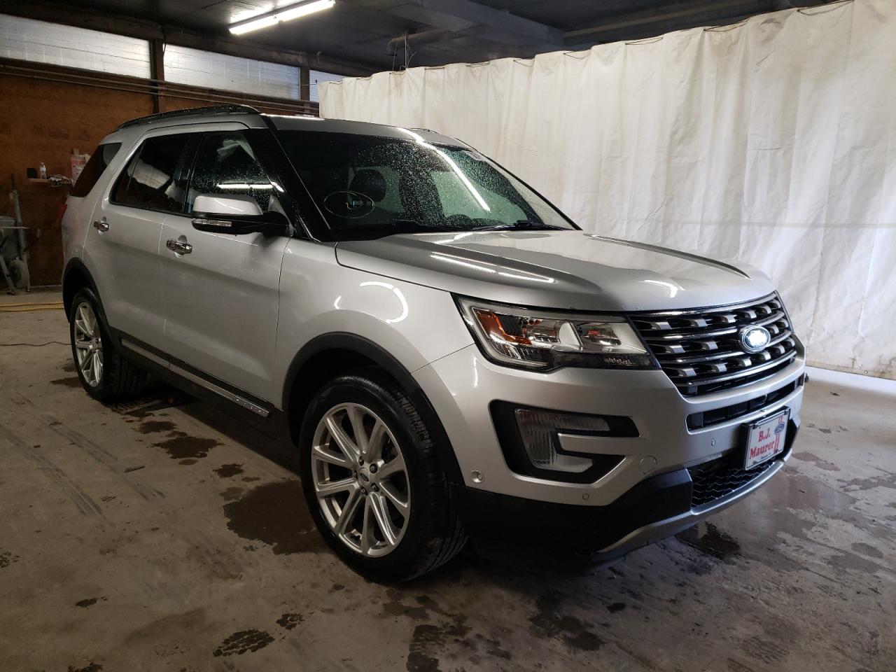 FORD EXPLORER L 2017 z numerem VIN 1FM5K8F88HGB05072 - Zdjęcie z aukcji