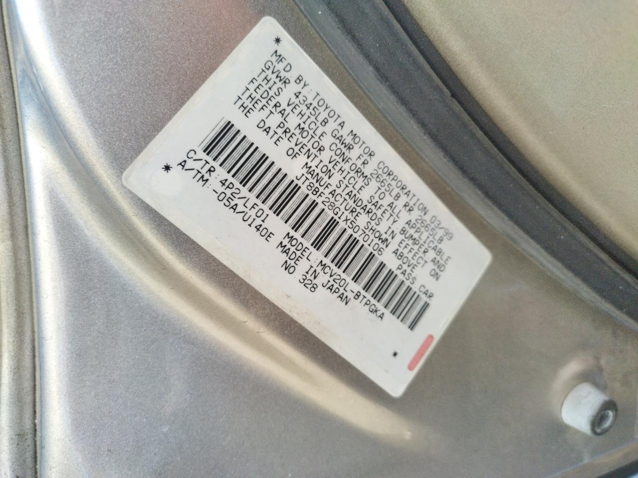 Photo 10 from auction – 1999 LEXUS ES 300 with VIN JT8BF28G1X5070106