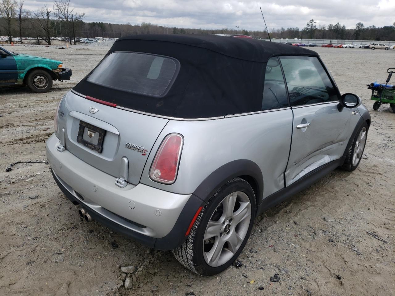 Photo 4 from auction – 2005 MINI COOPER S with VIN WMWRH33585TK55314