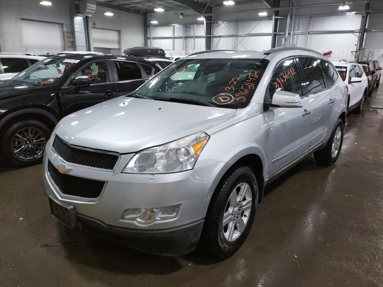 Photo 2 from auction – 2009 CHEVROLET TRAVERSE L with VIN 1GNER23D49S135027