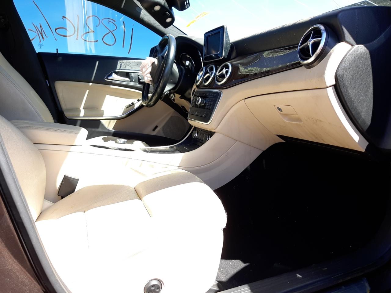Photo 5 from auction – 2014 MERCEDES-BENZ CLA 250 with VIN WDDSJ4EB2EN138629