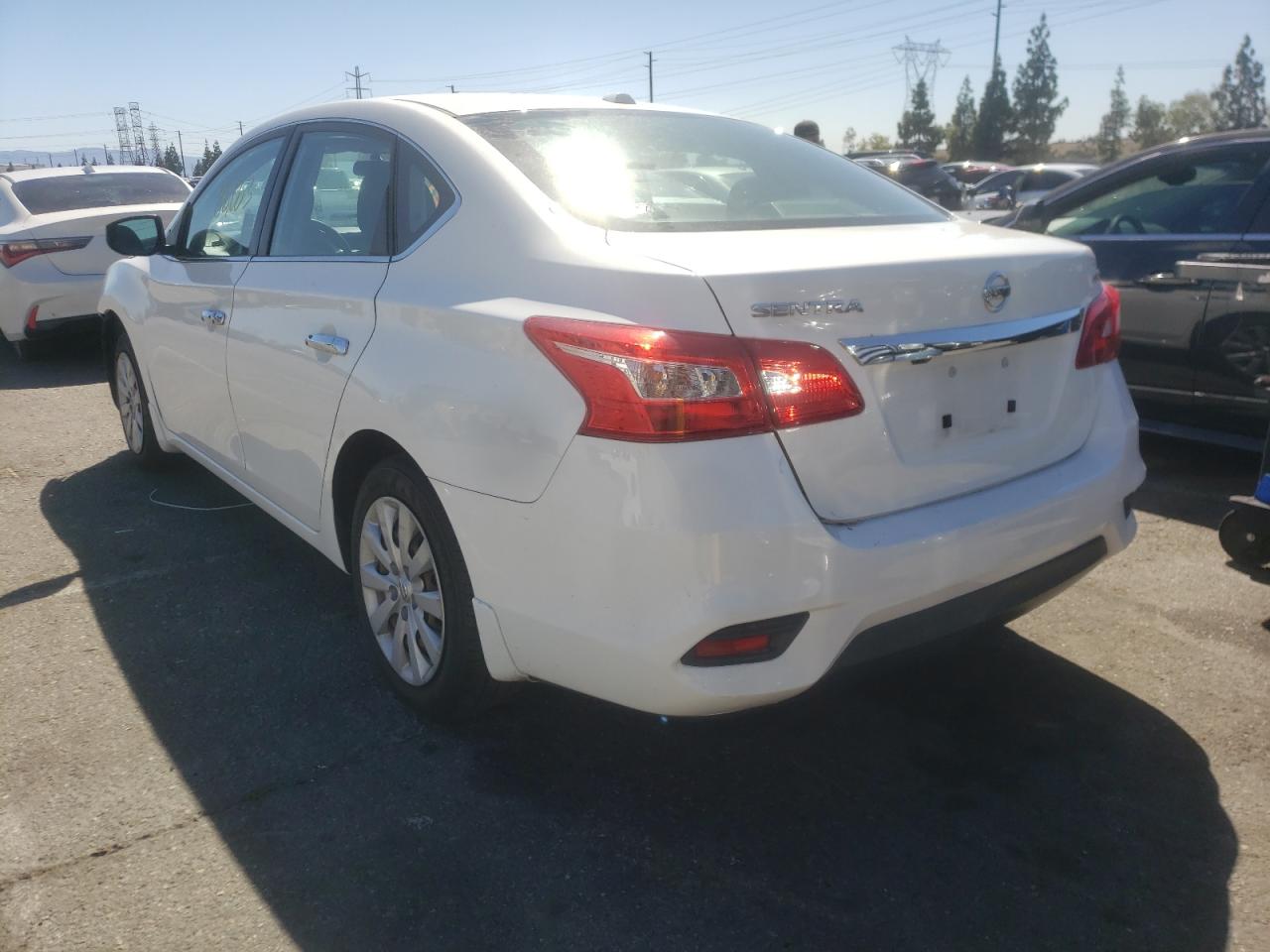 Photo 3 from auction – 2016 NISSAN SENTRA S with VIN 3N1AB7AP3GL663789