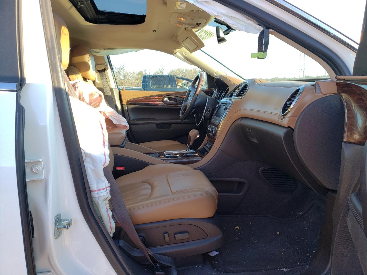 Photo 5 from auction – 2014 BUICK ENCLAVE with VIN 5GAKRBKD2EJ323320