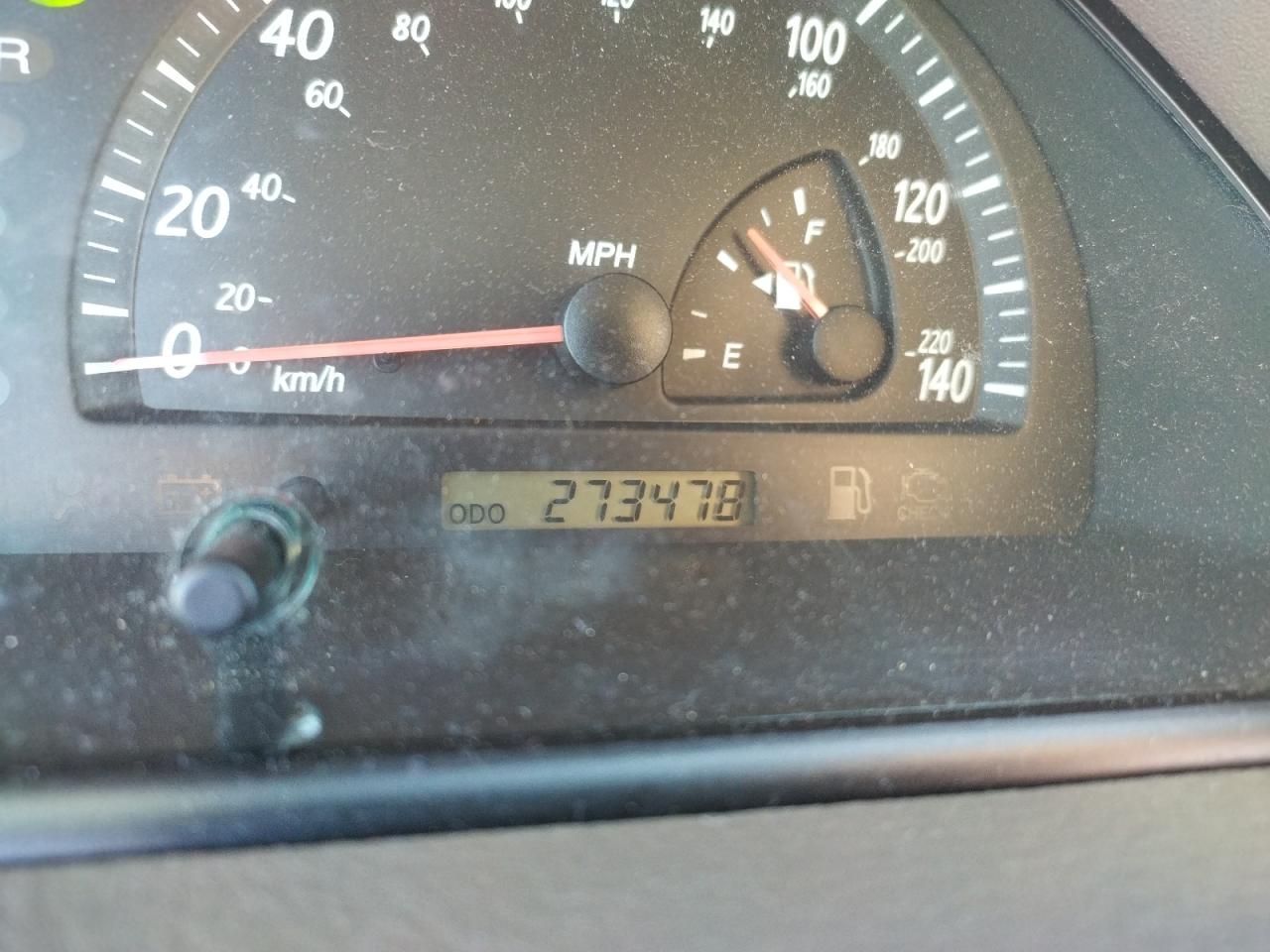 Photo 8 from auction – 2002 TOYOTA CAMRY LE with VIN JTDBE32K220101747