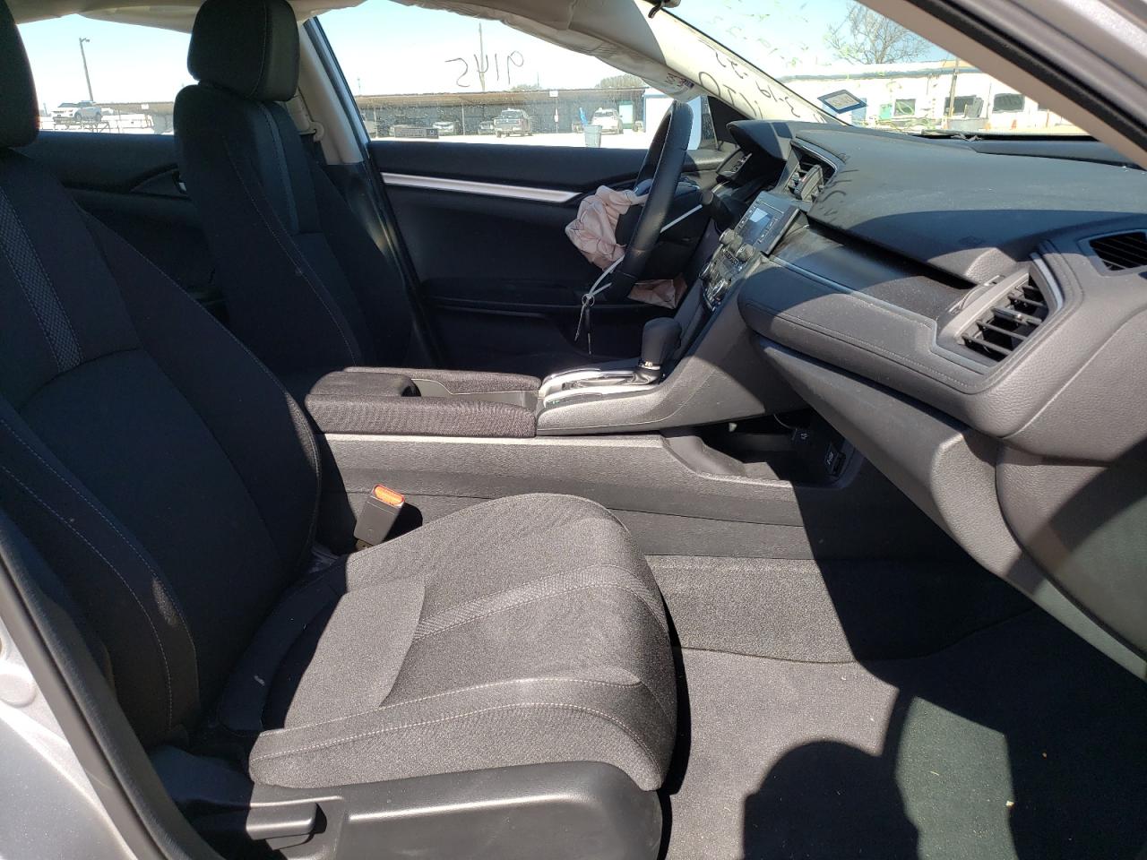 Photo 5 from auction – 2021 HONDA CIVIC LX with VIN 2HGFC2F65MH549785