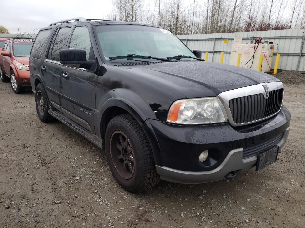 LINCOLN NAVIGATOR 2004 with VIN 5LMFU28R64LJ32934 - Photo from auction
