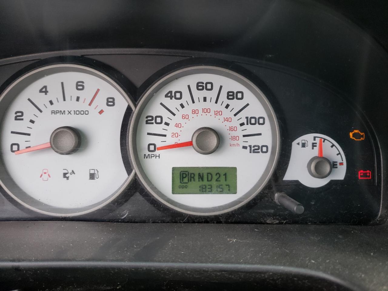 Photo 8 from auction – 2007 FORD ESCAPE XLT with VIN 1FMCU93157KA68024