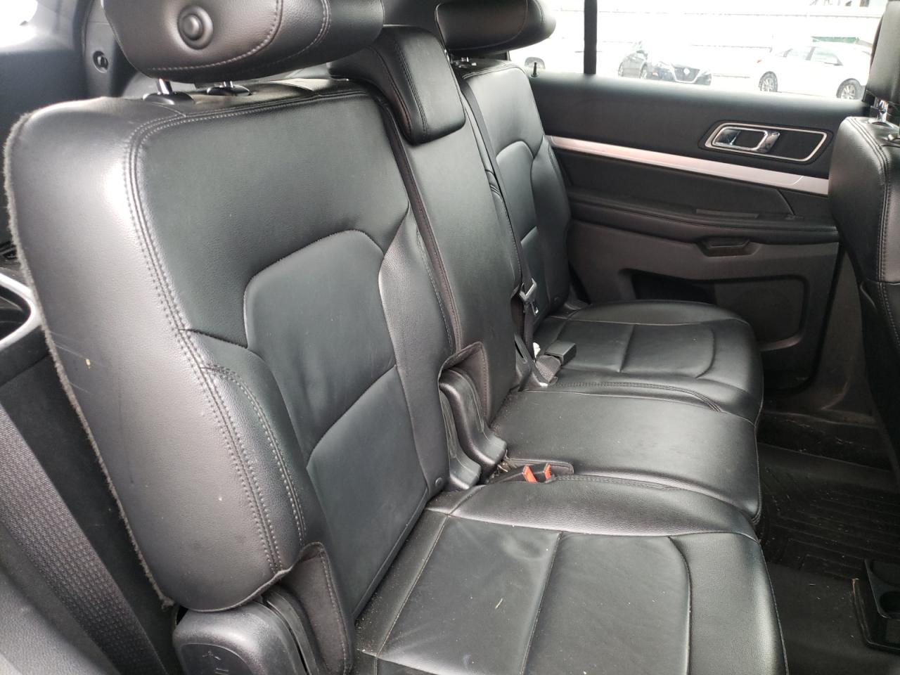 Photo 6 from auction – 2016 FORD EXPLORER X with VIN 1FM5K8D81GGC29511