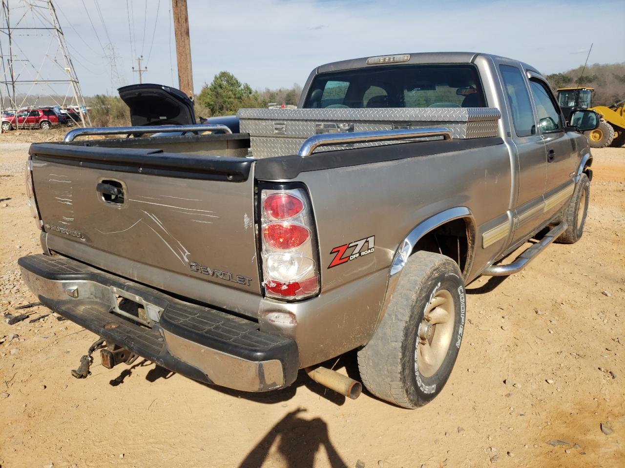 Photo 4 from auction – 2001 CHEVROLET SILVERADO with VIN 1GCEK19T71Z202768