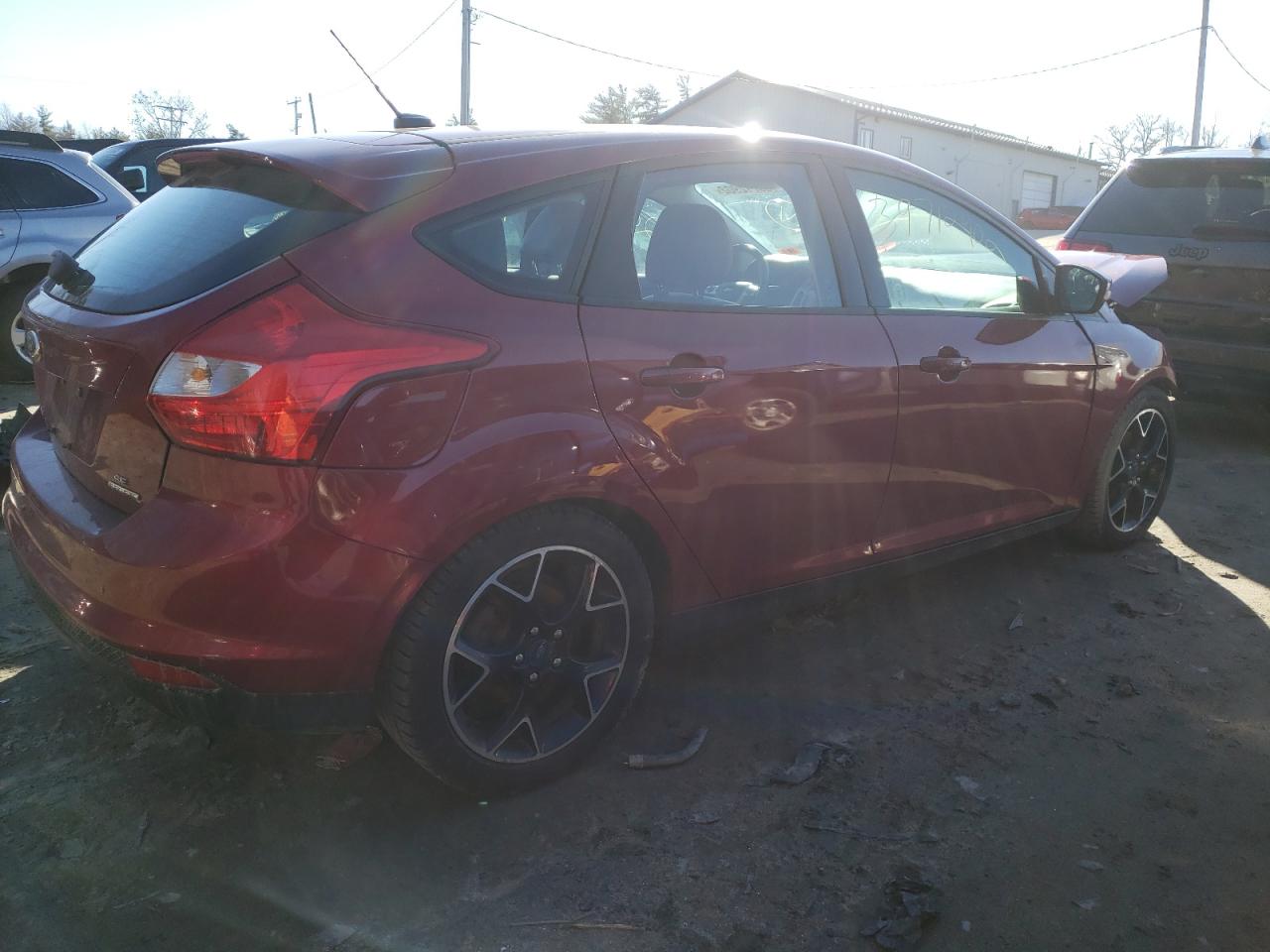 Photo 4 from auction – 2014 FORD FOCUS SE with VIN 1FADP3K22EL226629