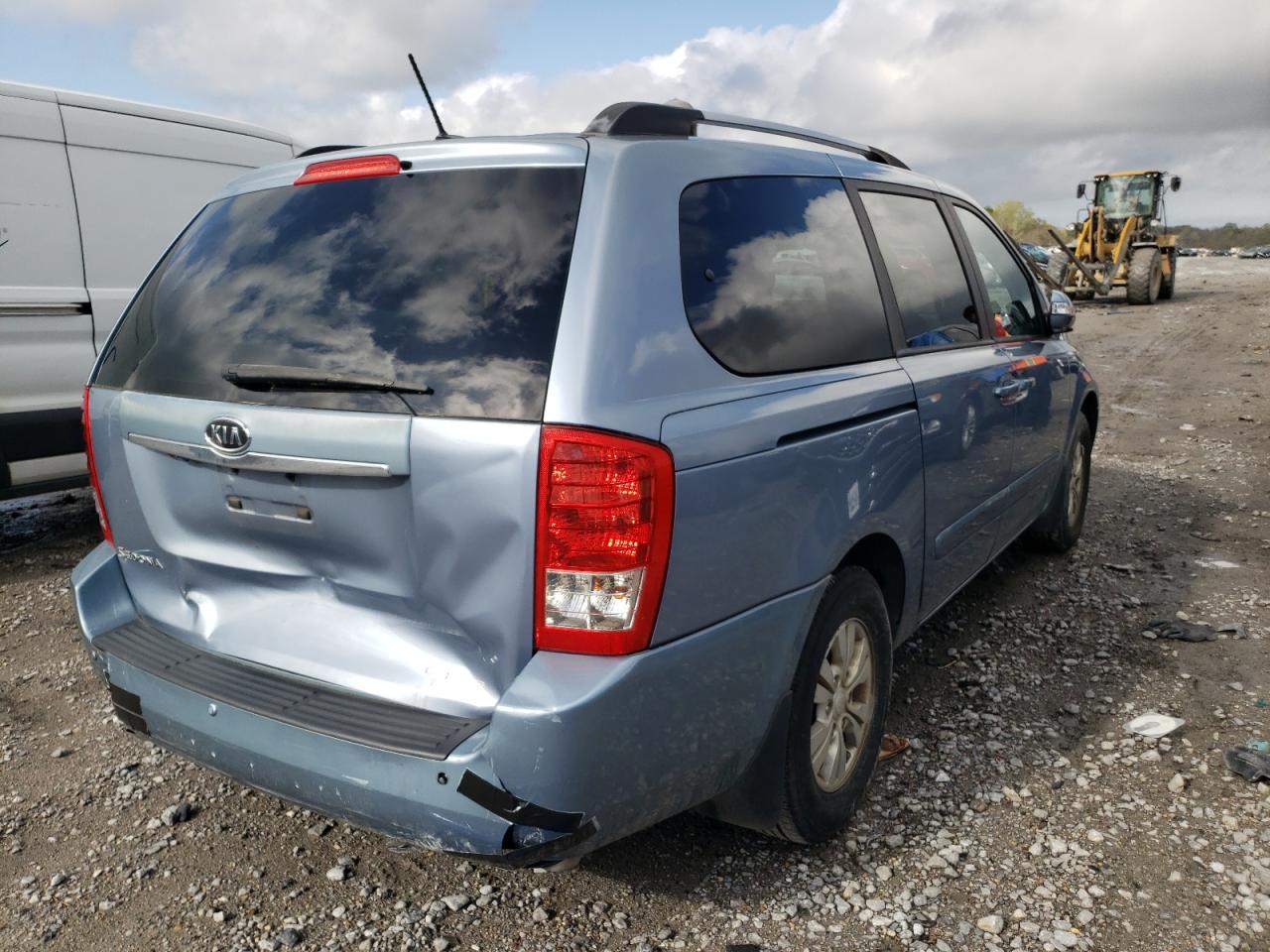 Photo 4 from auction – 2012 KIA SEDONA LX with VIN KNDMG4C71C6503759