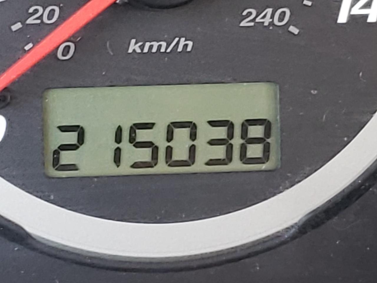 Photo 8 from auction – 2002 HONDA CR-V LX with VIN JHLRD68432C009673