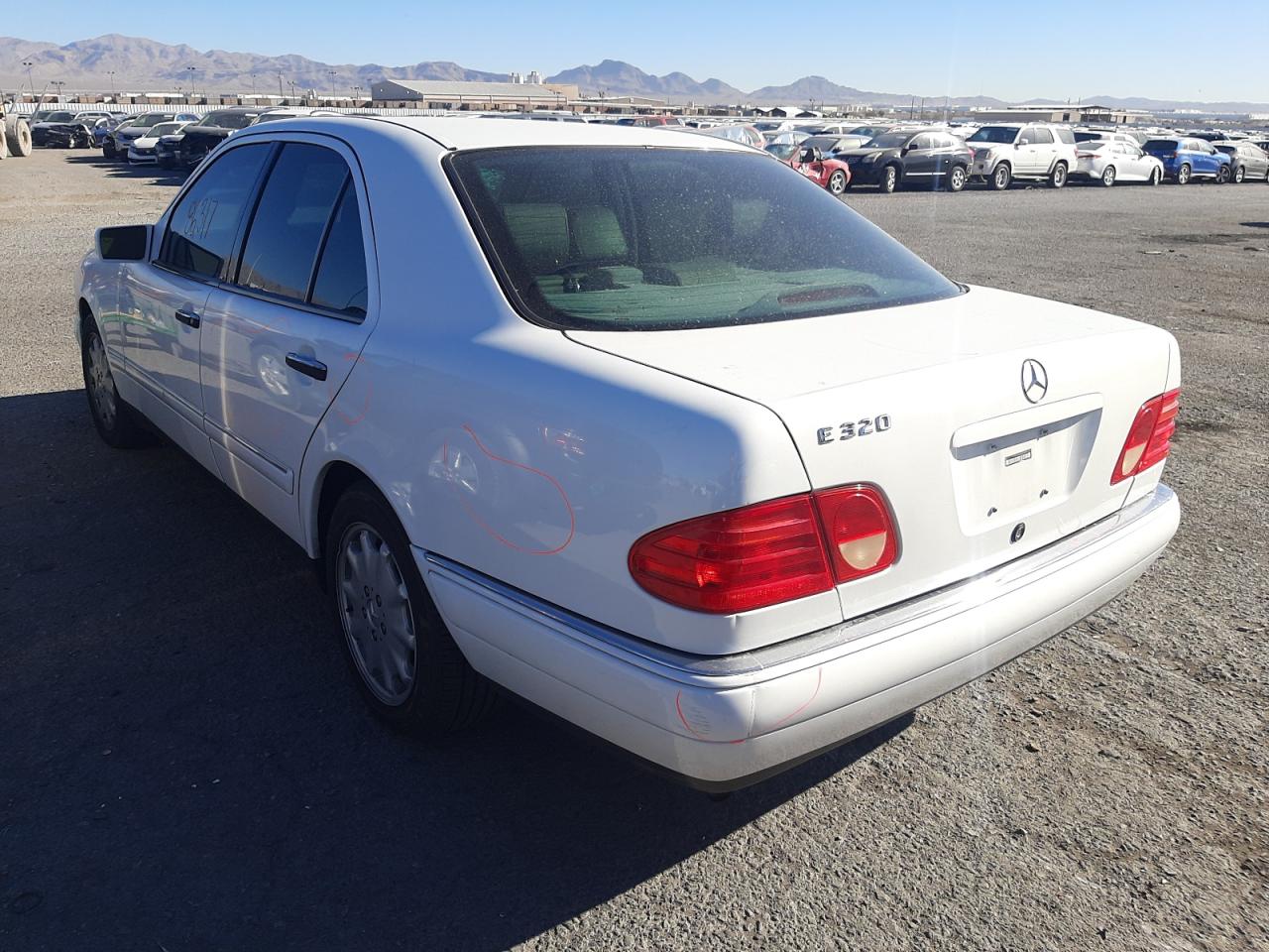 Photo 3 from auction – 1999 MERCEDES-BENZ E 320 with VIN WDBJF65HXXA731364