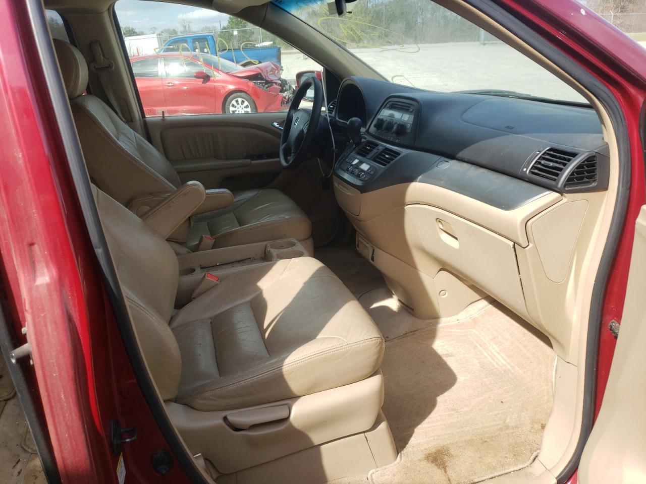 Photo 5 from auction – 2005 HONDA ODYSSEY EX with VIN 5FNRL38625B052831
