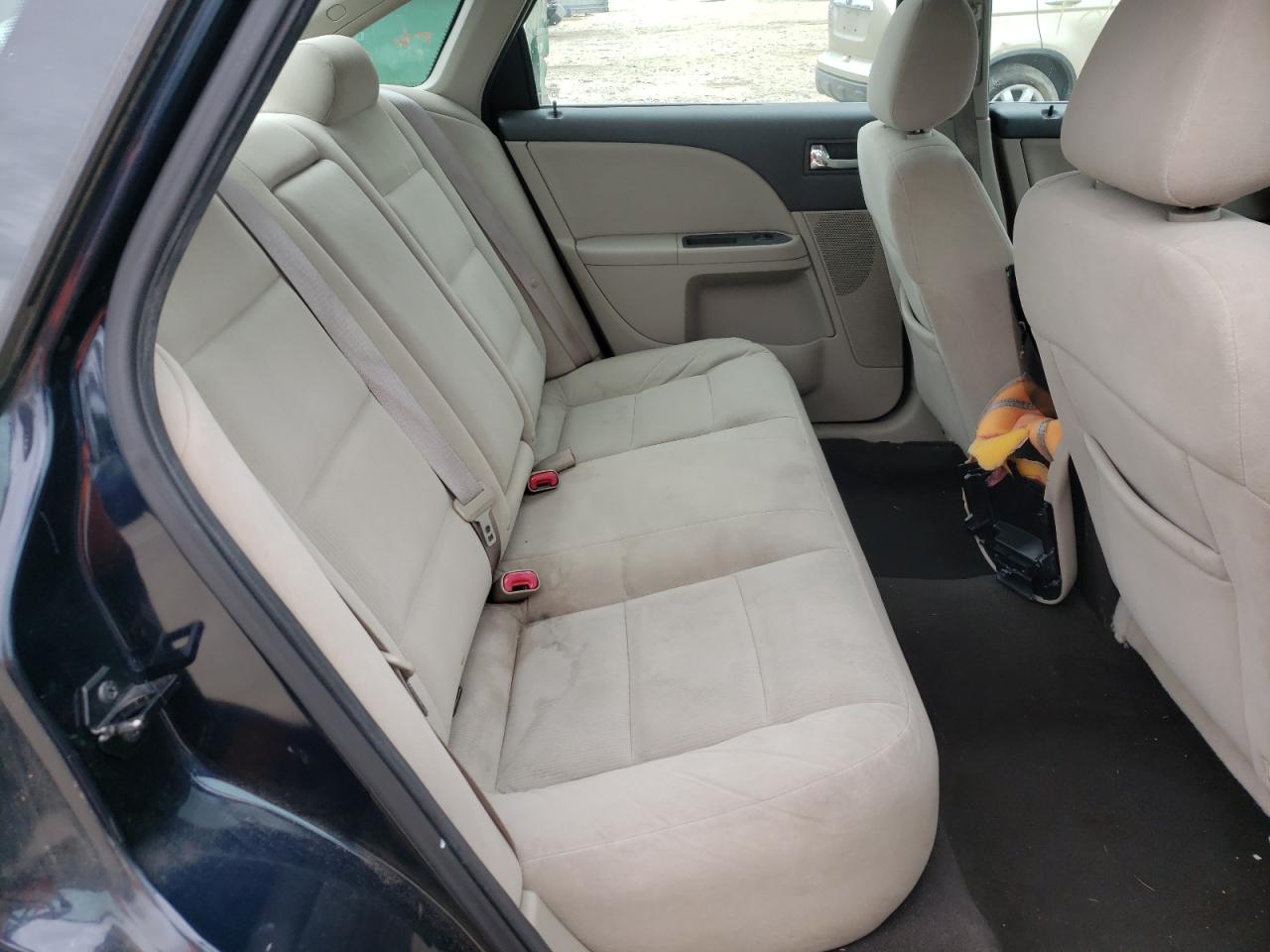 Photo 6 from auction – 2009 FORD TAURUS SE with VIN 1FAHP23W99G110579