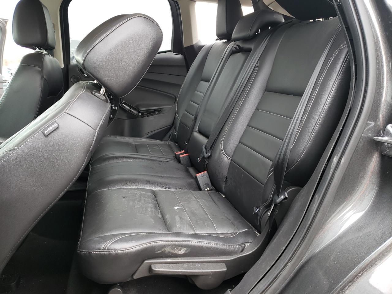 Photo 6 from auction – 2016 FORD ESCAPE with VIN 1FMCU9J92GUB57109