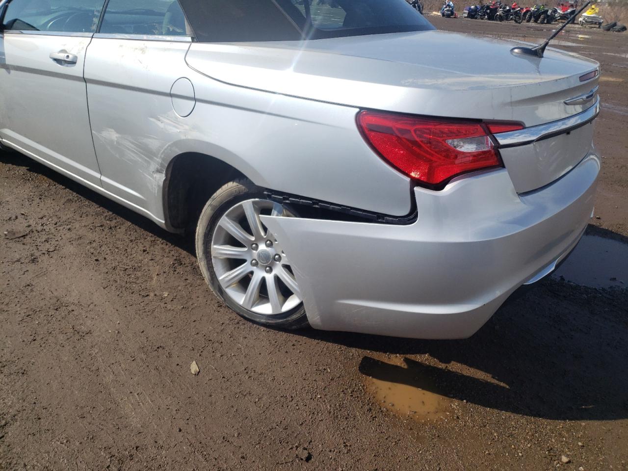 Photo 9 from auction – 2011 CHRYSLER 200 TOURIN with VIN 1C3BC2EG3BN554581