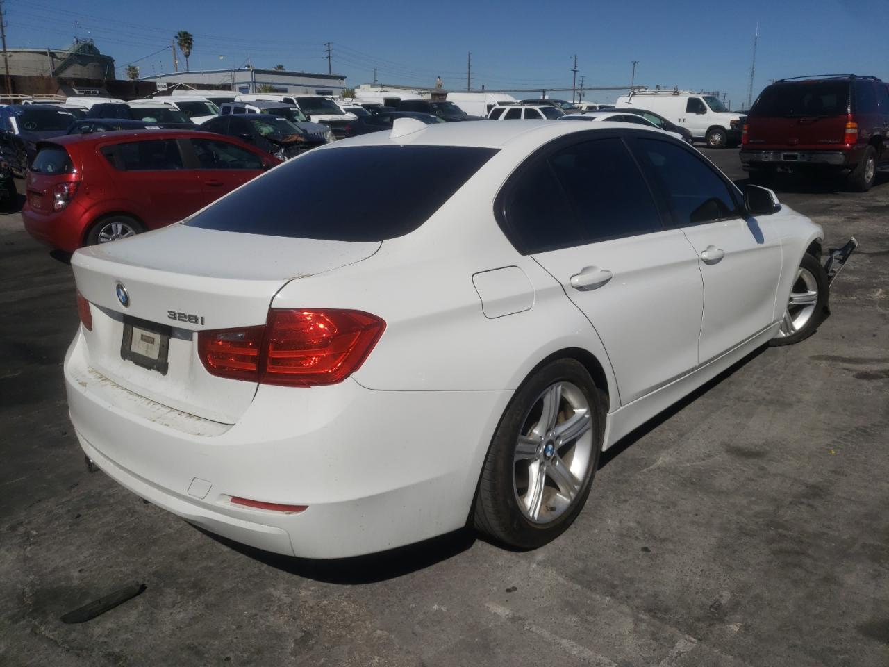 Photo 4 from auction – 2014 BMW 328 I SULE with VIN WBA3C1C51EK117404