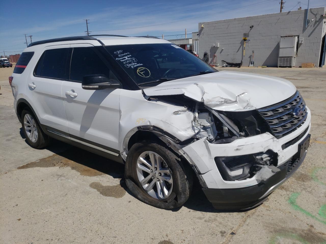 FORD EXPLORER X 2017 с VIN 1FM5K7D84HGE24207 - Фото с аукциона