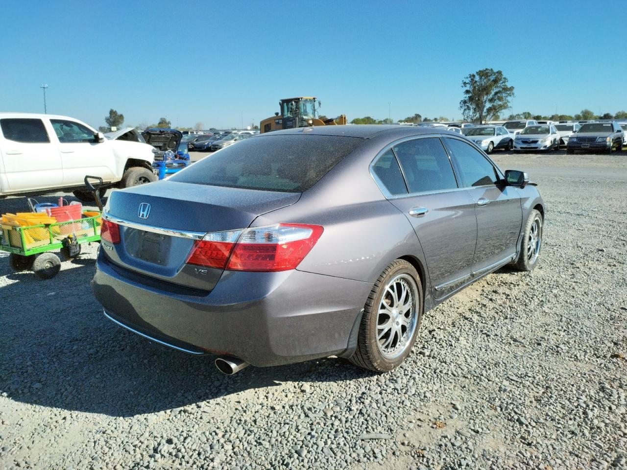 Photo 4 from auction – 2014 HONDA ACCORD EXL with VIN 1HGCR3F84EA035967
