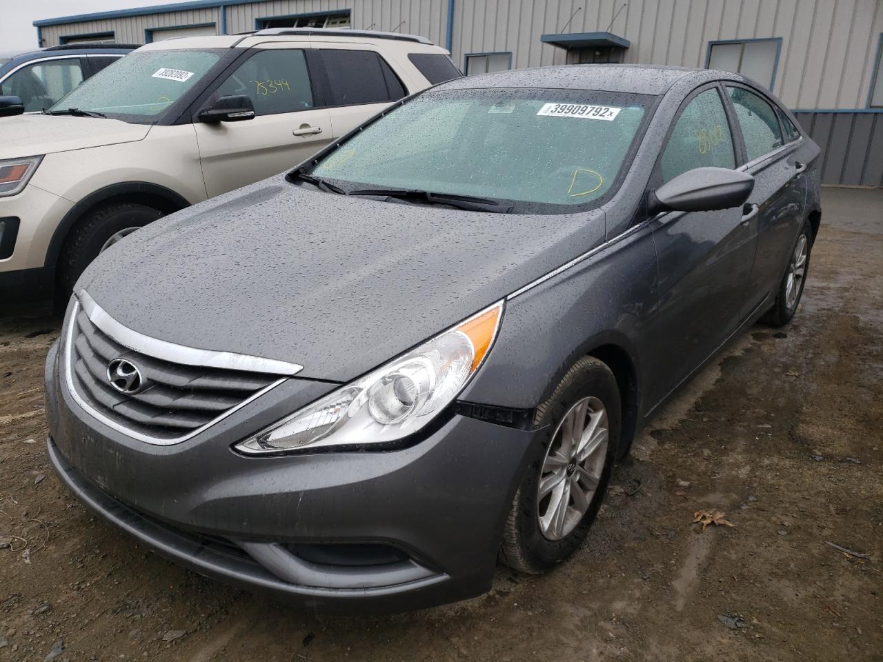 Photo 2 from auction – 2013 HYUNDAI SONATA GLS with VIN 5NPEB4AC8DH623861