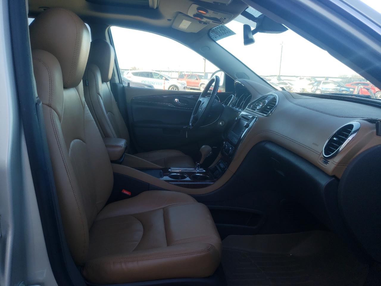 Photo 5 from auction – 2015 BUICK ENCLAVE with VIN 5GAKVCKD4FJ213520