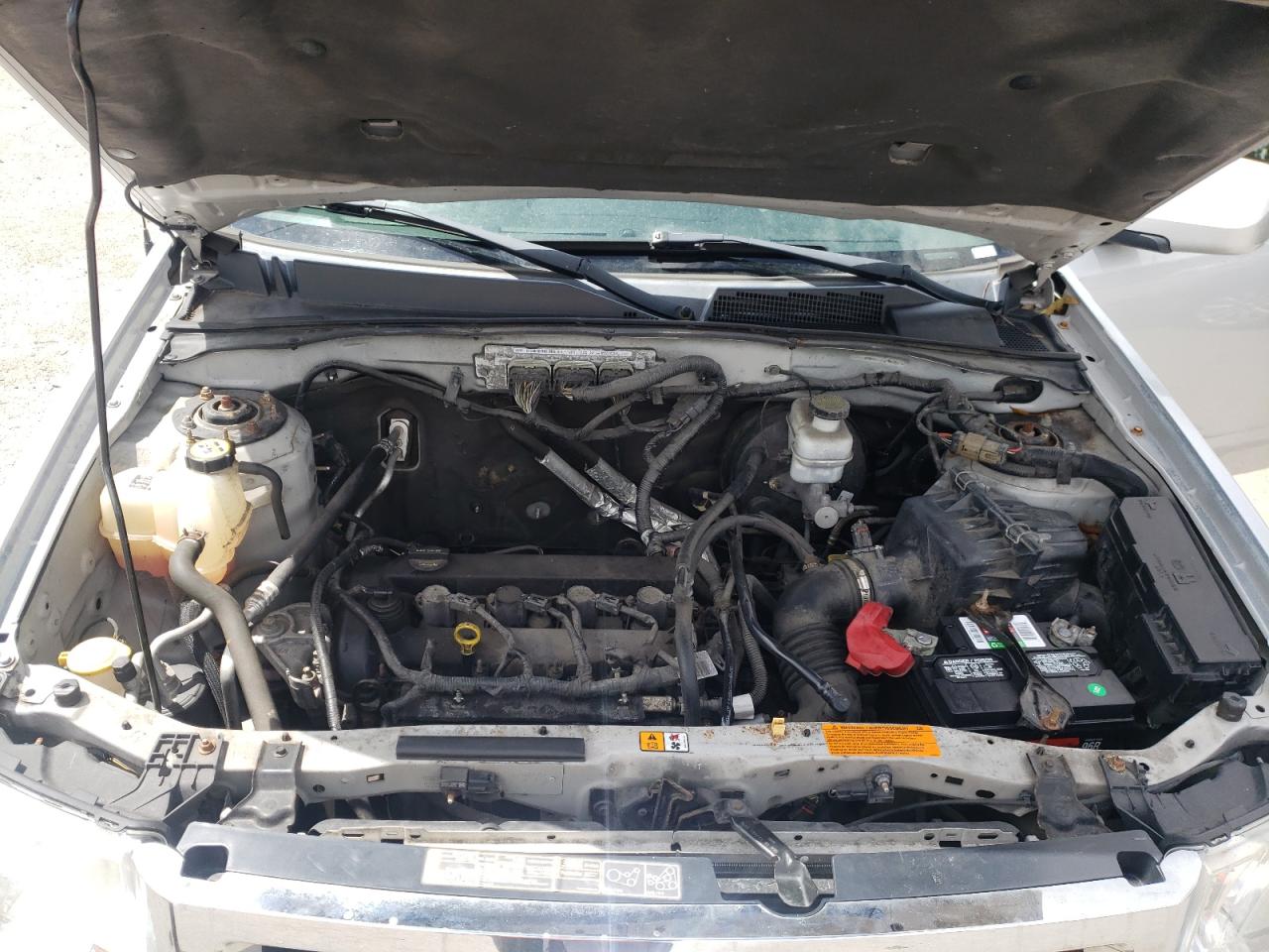 Photo 7 from auction – 2011 FORD ESCAPE LIM with VIN 1FMCU9E79BKC12300