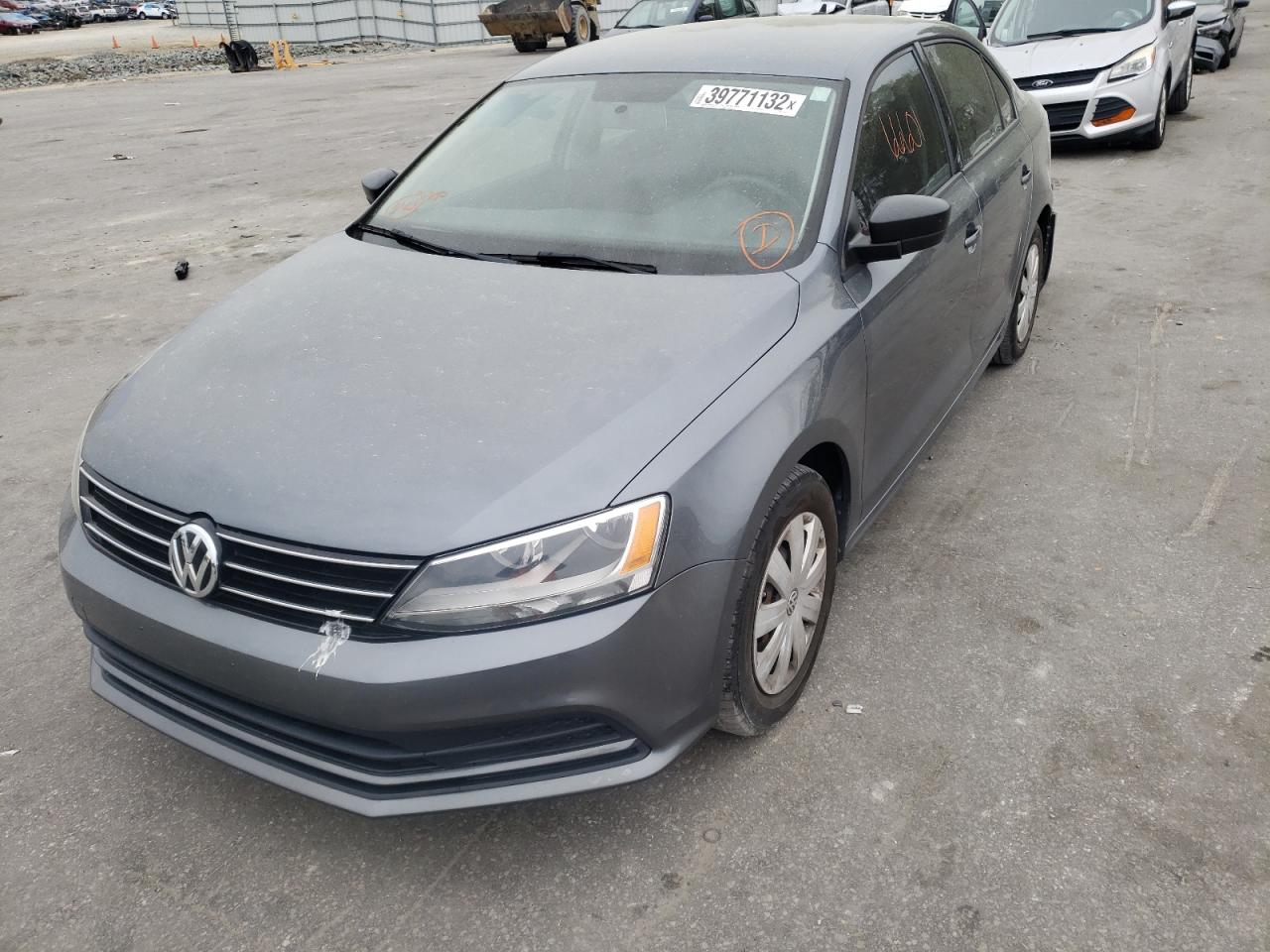 Photo 2 from auction – 2015 VOLKSWAGEN JETTA BASE with VIN 3VW2K7AJ1FM267623